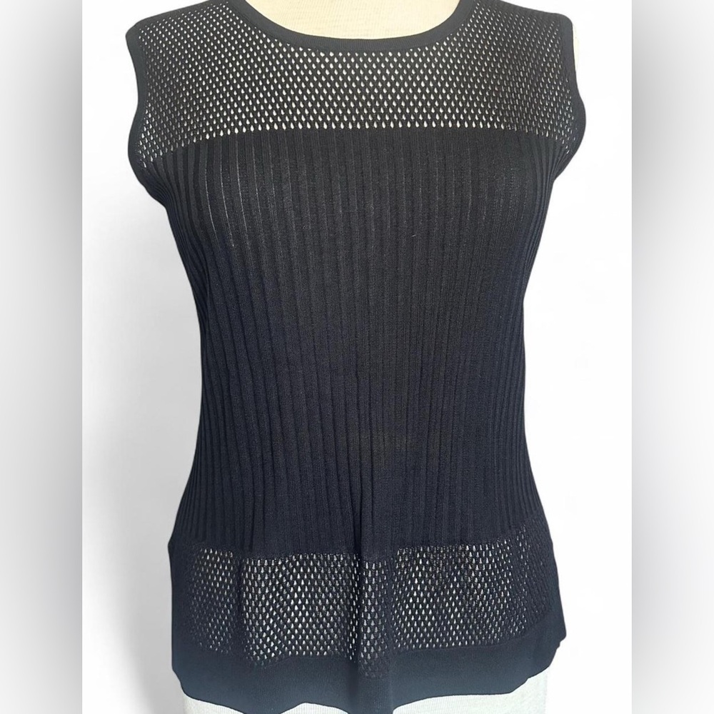 Vintage Misook mesh tank with side slits